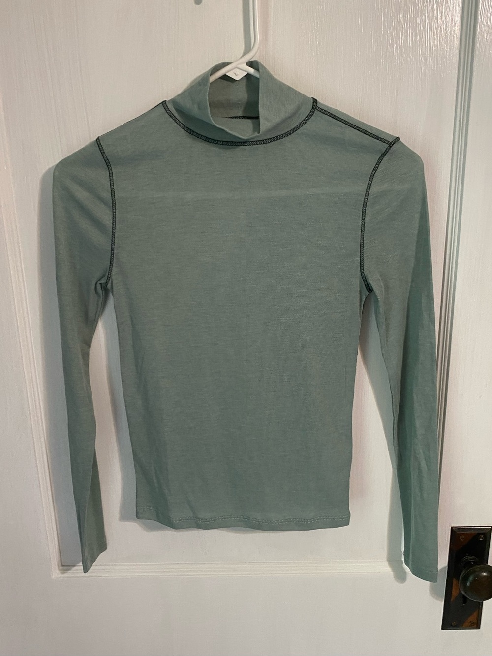 Madewell lightweight turtleneck top
